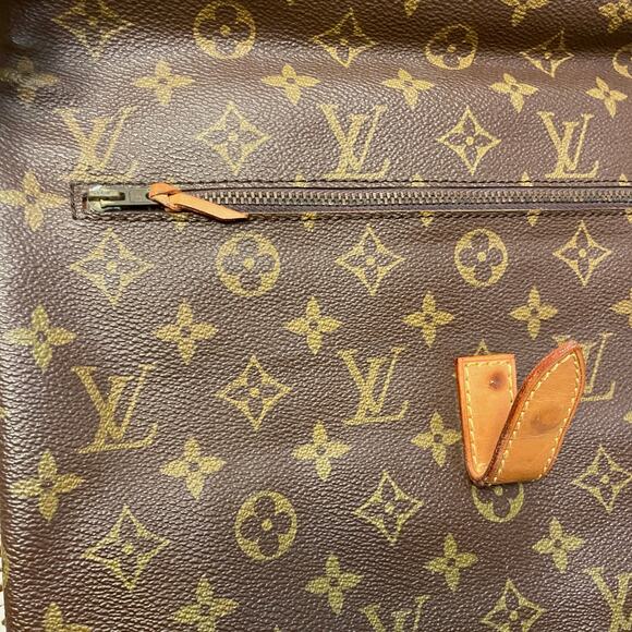 Louis Vuitton Priant Monogram LV Clutch Foldover Oversized Business Pochette - Picture 13 of 16